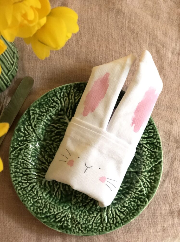 Bunny napkin
